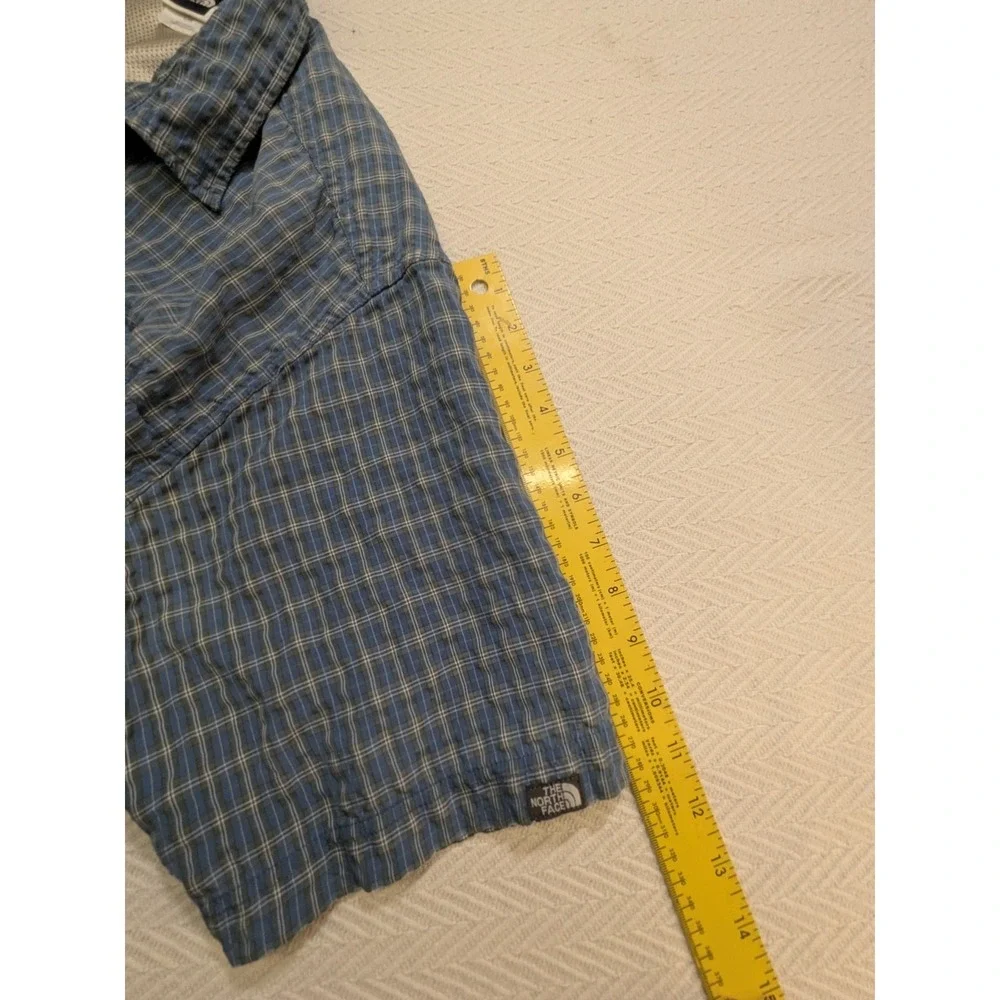The North Face Mens Large Blue Plaid Short Sleeve Vented Hiking Fishing Shirt